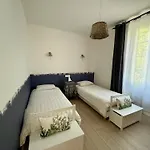 Maison Charmante Pres De La Avec Wifi, Au Coeur De - Fr-1-652-60 Holiday home *