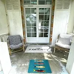 Maison Charmante Pres De La Avec Wifi, Au Coeur De - Fr-1-652-60 *