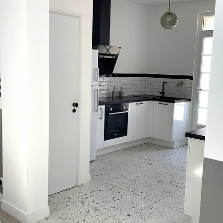 Maison Charmante Pres De La Avec Wifi, Au Coeur De - Fr-1-652-60 * サン・ジャン·ド・モン