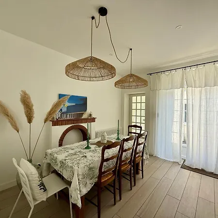 Maison Charmante Pres De La Avec Wifi, Au Coeur De - Fr-1-652-60 Casa de Férias *