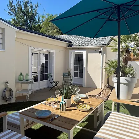 Maison Charmante Pres De La Avec Wifi, Au Coeur De - Fr-1-652-60 別荘 *