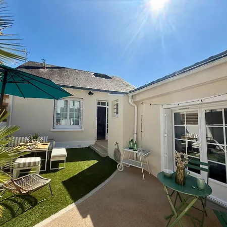 Maison Charmante Pres De La Avec Wifi, Au Coeur De - Fr-1-652-60 別荘 *