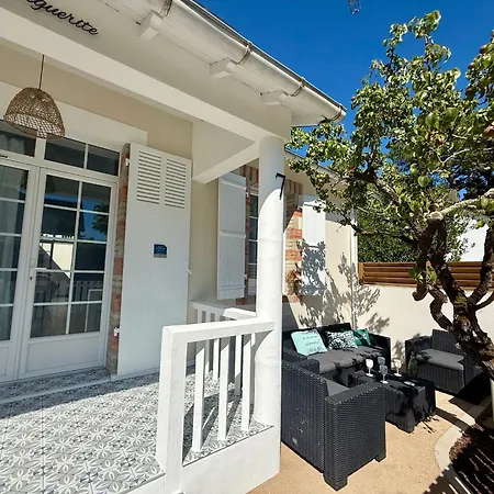 Maison Charmante Pres De La Avec Wifi, Au Coeur De - Fr-1-652-60 *