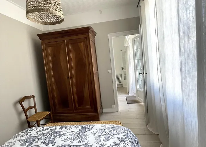 Maison Charmante Pres De La Avec Wifi, Au Coeur De - Fr-1-652-60 *