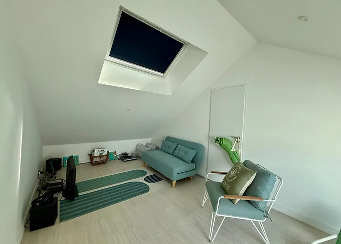 Maison Charmante Pres De La Avec Wifi, Au Coeur De - Fr-1-652-60 *